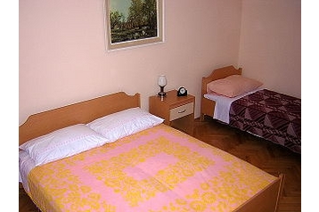 Hrvatska Privát Pula, Eksterijer